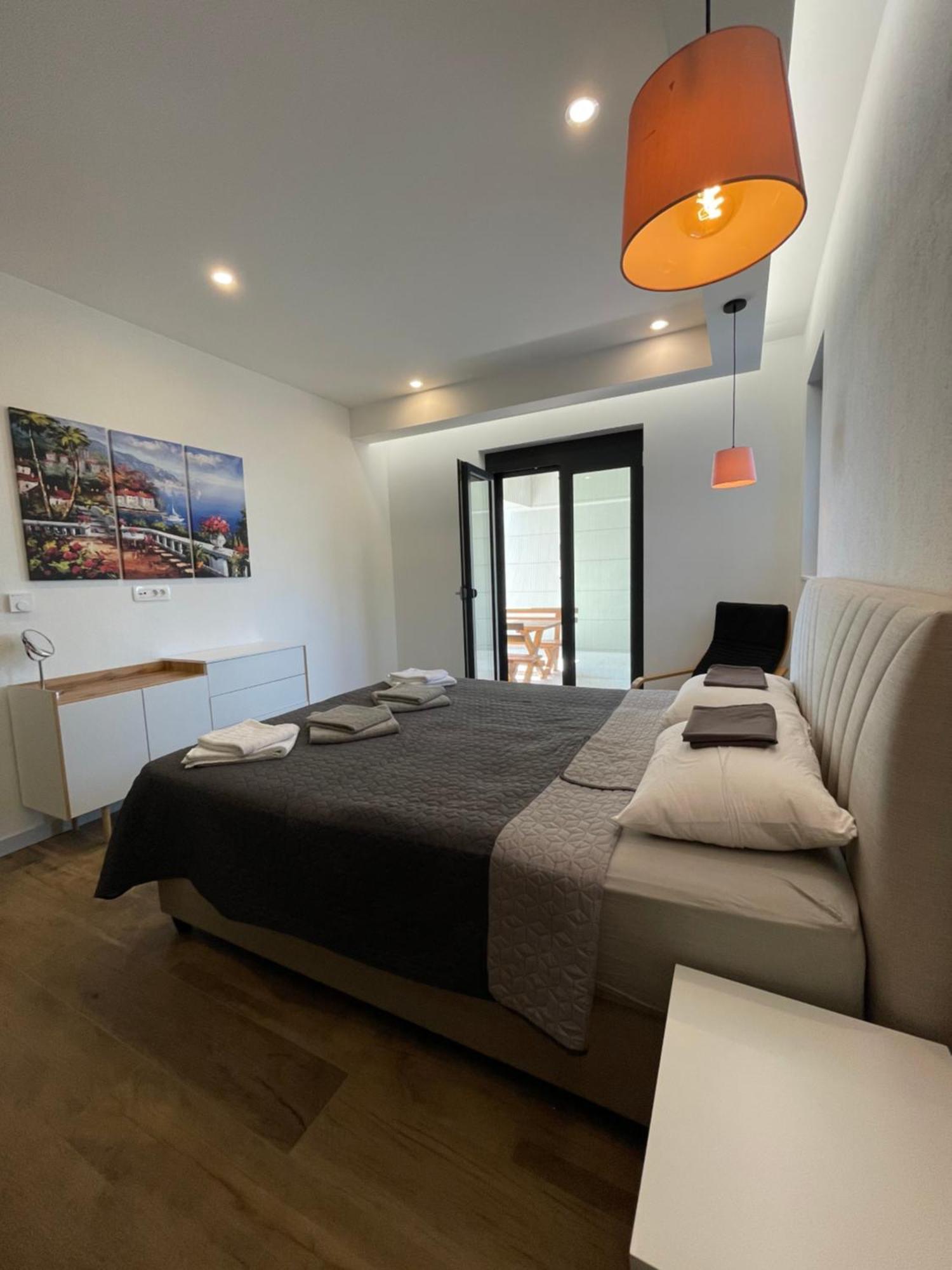 Bellavista Villa Ivanica Bagian luar foto